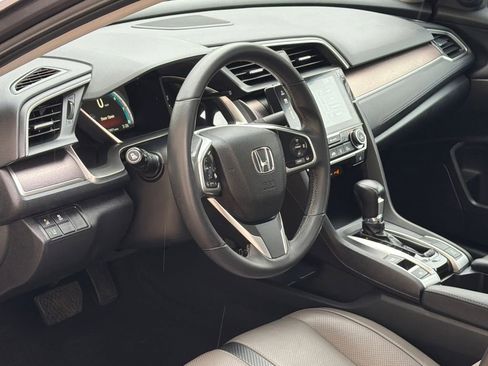 Used 2017 Honda Civic Touring image 13