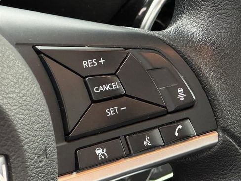 Used 2024 Nissan Sentra SV image 11