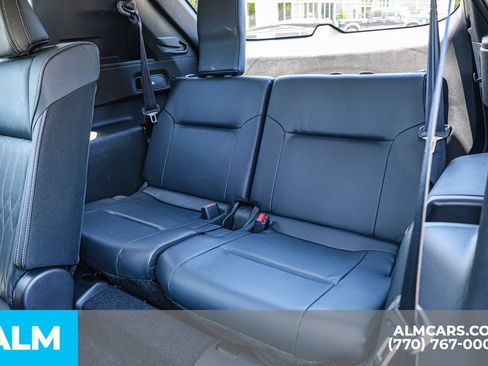 Used 2025 Mitsubishi Outlander SEL FWD image 20