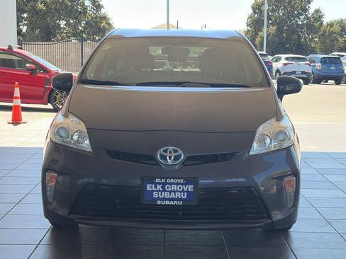 Used 2015 Toyota Prius Two FWD image 2