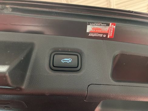 Used 2021 Hyundai Santa Fe SEL w/ Convenience + Premium Package image 15