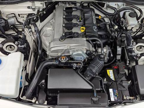 Used 2016 MAZDA MX-5 Miata Sport RWD image 19
