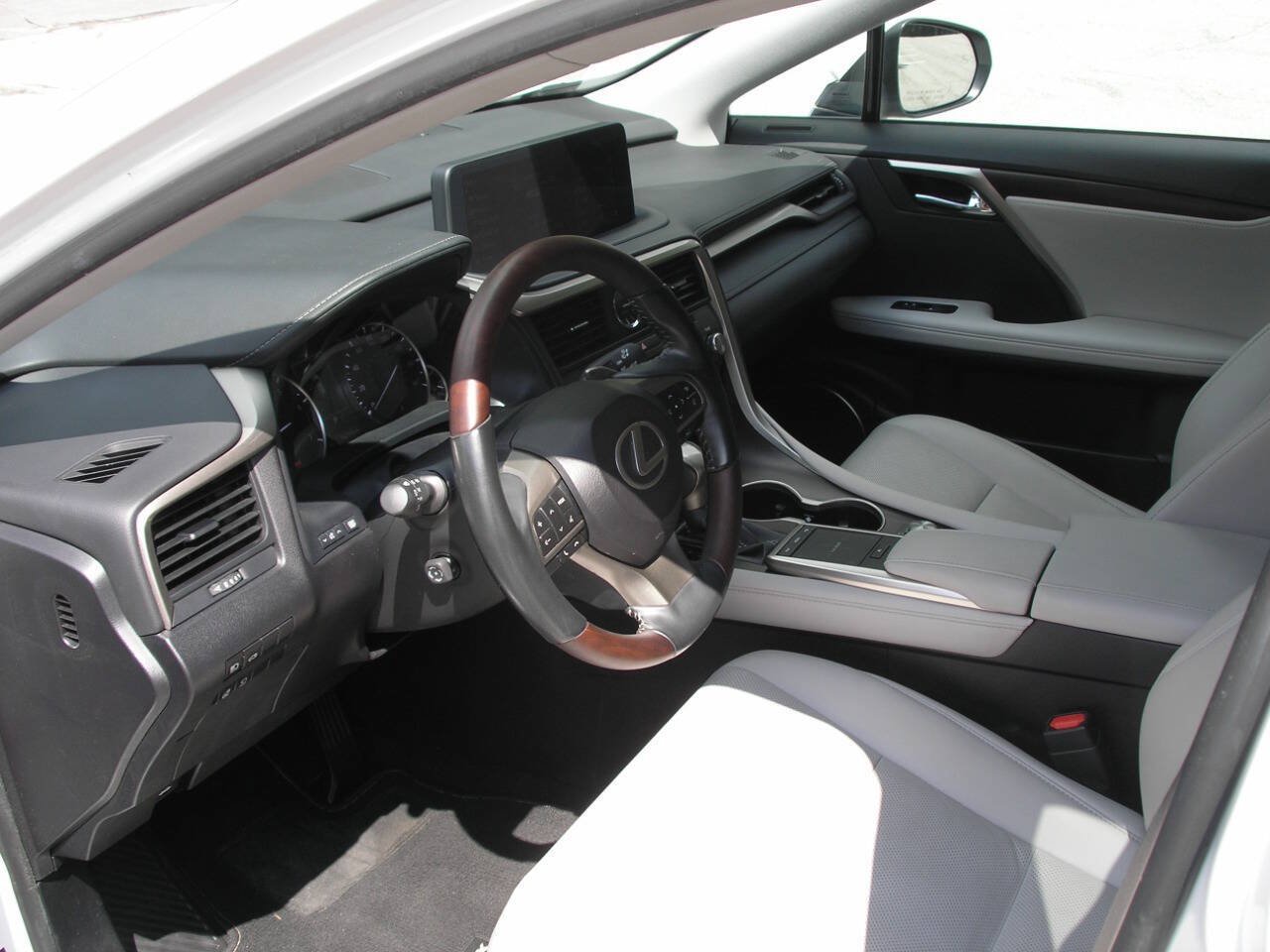 Used 2021 Lexus RX 350 AWD w/ Premium Package image 4