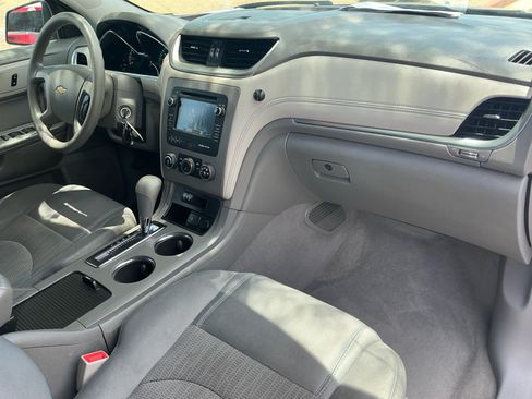 Used 2016 Chevrolet Traverse LS FWD image 19