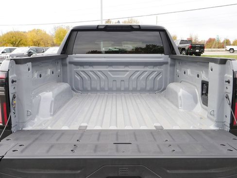 New 2026 GMC Sierra EV Elevation AWD/4WD image 6