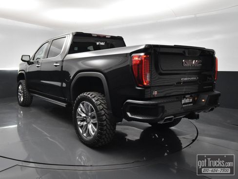 Used 2024 GMC Sierra 1500 Denali w/ Denali Reserve Package AWD/4WD image 5
