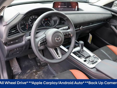 Used 2025 MAZDA CX-30 Carbon image 5