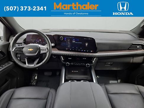 Used 2025 Chevrolet Tahoe LT AWD/4WD image 22