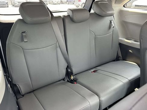 Used 2024 Toyota Sienna Limited AWD/4WD image 21