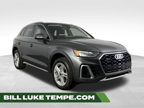 Used 2024 Audi Q5 e Premium Plus w/ Premium Plus Package AWD/4WD image 1