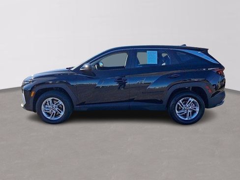 Used 2025 Hyundai Tucson SE image 7