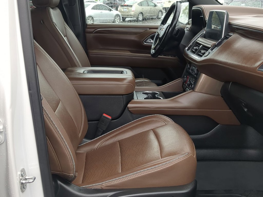 Used 2023 Chevrolet Tahoe High Country AWD/4WD image 27