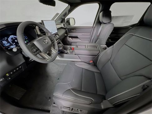 New 2026 Toyota Tundra Limited image 11