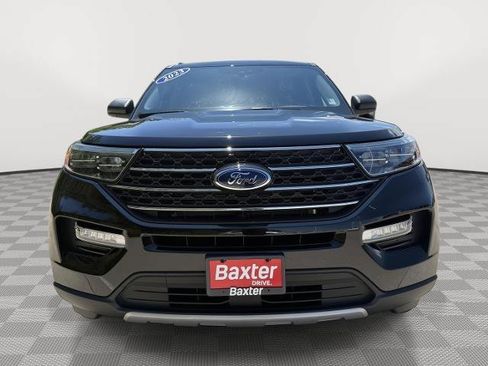 Certified 2023 Ford Explorer XLT w/ Equipment Group 202A AWD/4WD image 2