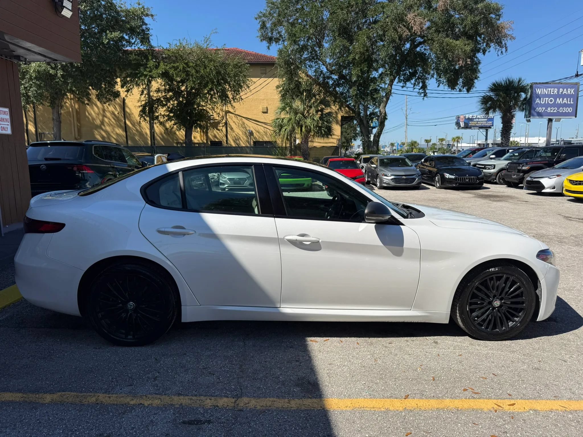 Used 2019 Alfa Romeo Giulia Ti w/ TI Performance Package AWD/4WD image 5