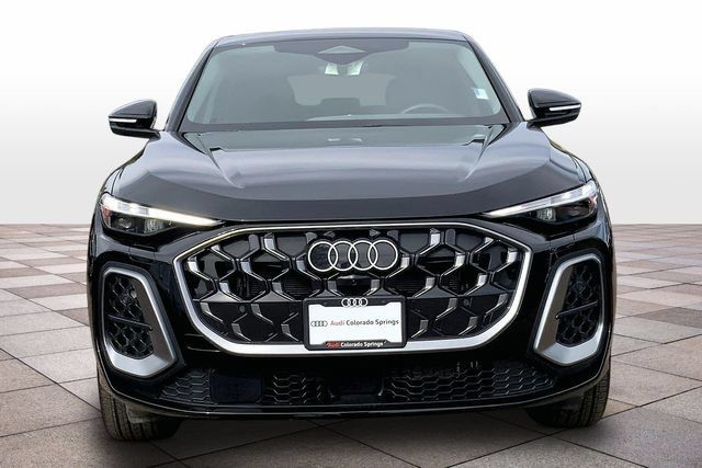 Used 2025 Audi Q5 Premium Plus AWD/4WD image 3