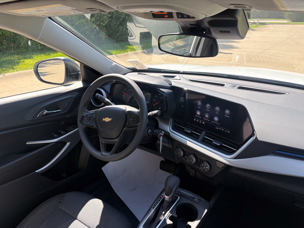 New 2026 Chevrolet Trax LS w/ Driver Confidence Package FWD image 27