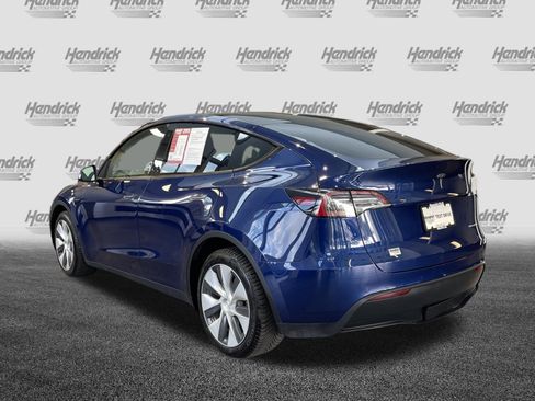 Used 2021 Tesla Model Y Long Range AWD/4WD image 8