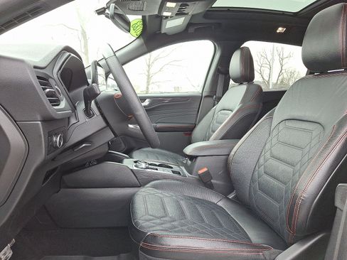 Certified 2023 Ford Escape ST-Line Elite w/ Premium Technology Package image 13