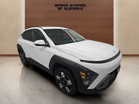 Certified 2024 Hyundai Kona SEL AWD/4WD image 8