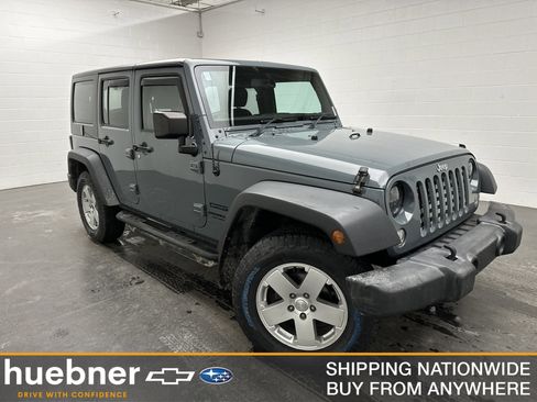 Used 2015 Jeep Wrangler Unlimited Sport image 1