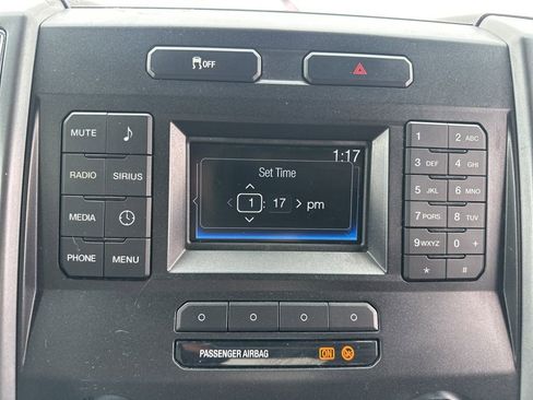 Used 2019 Ford F250 XLT w/ XLT Value Package image 37