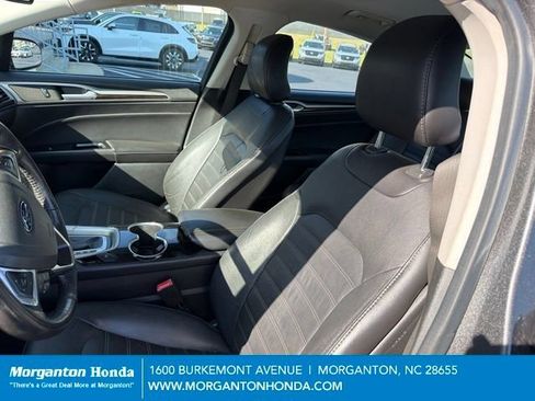 Used 2015 Ford Fusion SE w/ Equipment Group 202A FWD image 7