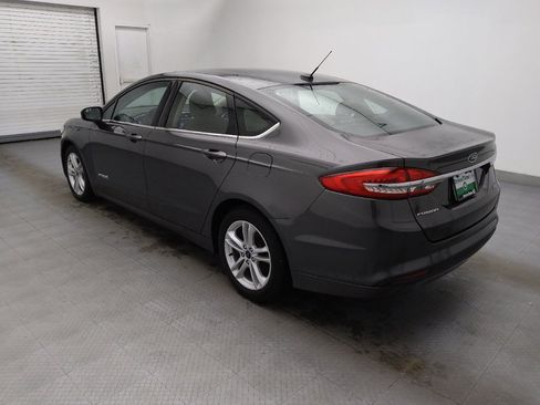 Used 2018 Ford Fusion S image 3
