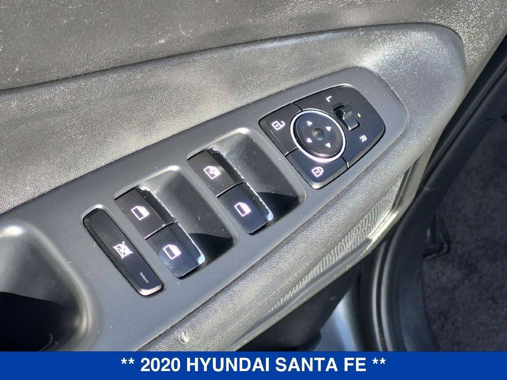 Used 2020 Hyundai Santa Fe SE AWD/4WD image 11