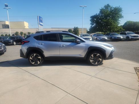 Used 2026 Subaru Crosstrek 2.5i Limited w/ Crosstrek Mirror Package AWD/4WD image 3