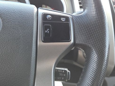 Used 2012 Toyota Tacoma 4x4 Double Cab w/ TRD Off-Road Pkg image 6