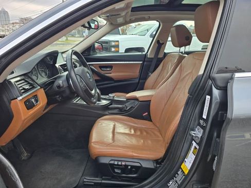 Used 2014 BMW 328i Gran Turismo xDrive image 9