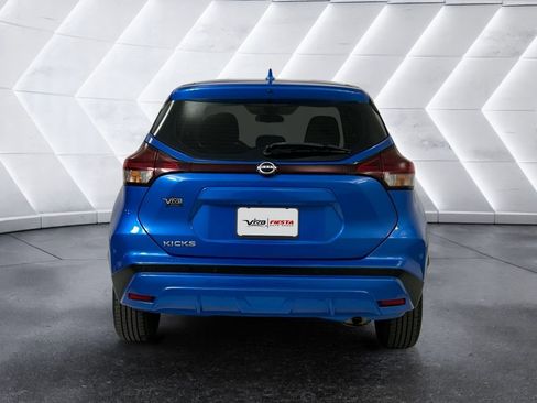 Used 2022 Nissan Kicks S FWD image 5