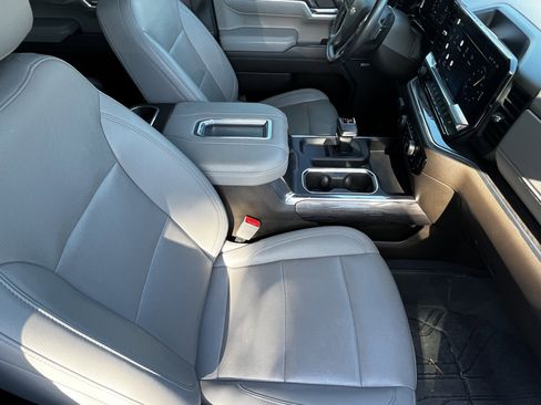 Used 2022 Chevrolet Silverado 1500 LTZ image 43