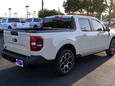 Used 2025 Ford Maverick Lariat AWD/4WD image 14