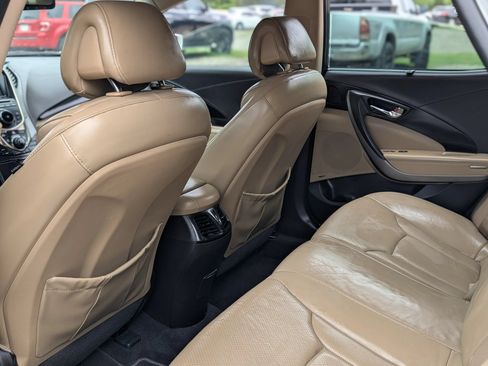 Used 2013 Hyundai Azera w/ Technology Pkg FWD image 14