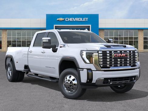 New 2026 GMC Sierra 3500 Denali AWD/4WD image 7
