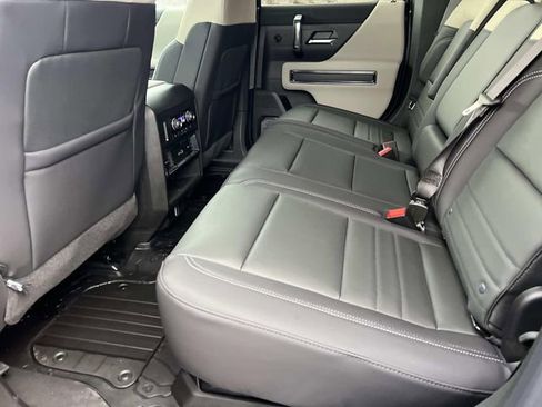 Used 2026 GMC Hummer EV SUV AWD/4WD image 11