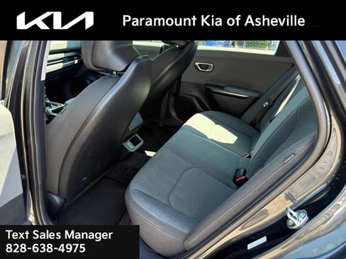 Certified 2025 Kia K4 FWD image 19