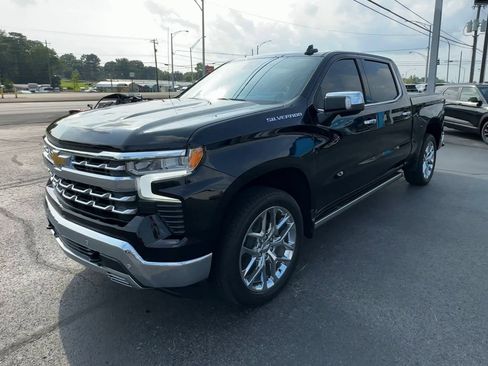 Certified 2024 Chevrolet Silverado 1500 LTZ w/ LTZ Premium Package AWD/4WD image 4