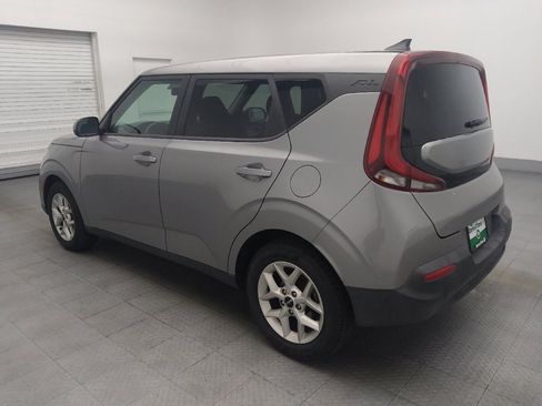 Used 2022 Kia Soul LX w/ Technology Package FWD image 3