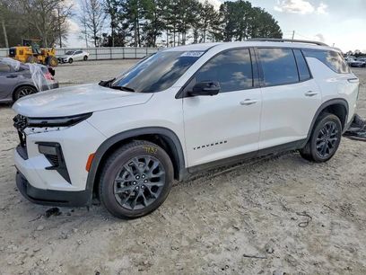 Used 2025 Chevrolet Traverse LT w/ Enhanced Driving Package