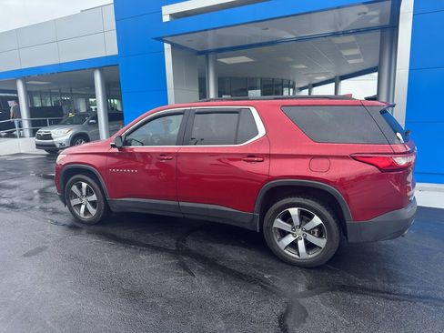 Used 2020 Chevrolet Traverse LT w/ LT Premium Package FWD image 7