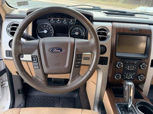 Used 2014 Ford F150 Lariat w/ Equipment Group 501A Mid image 9