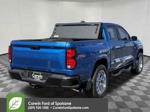 Used 2023 Chevrolet Colorado Z71 w/ Z71 Convenience Package 2 AWD/4WD image 15