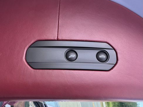 Used 2020 McLaren GT RWD image 58