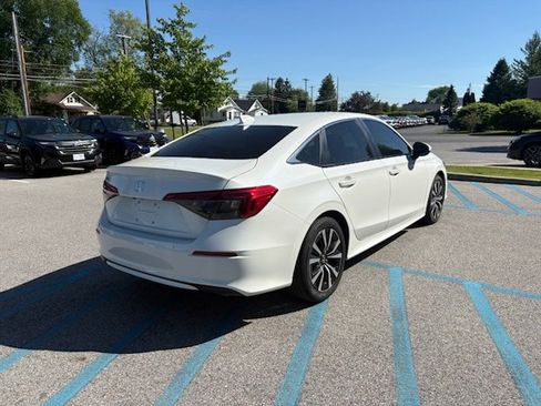 Used 2024 Honda Civic EX image 4