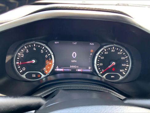 Used 2016 Jeep Renegade Limited FWD image 26