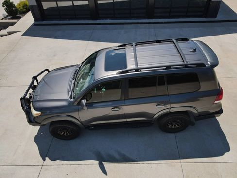 Used 2011 Toyota Land Cruiser w/ Upgrade Pkg AWD/4WD image 59