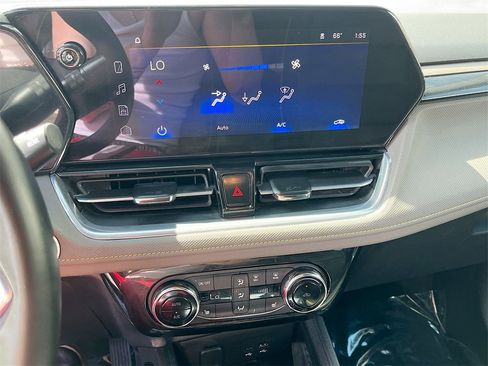 Used 2024 Chevrolet TrailBlazer ACTIV w/ Convenience Package image 15